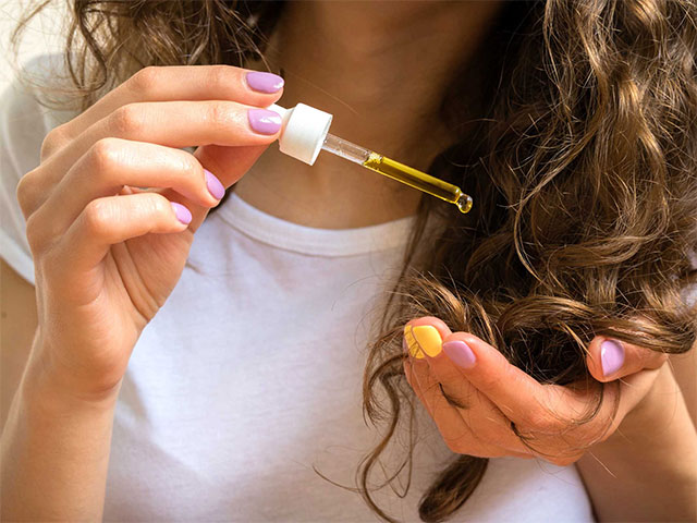 نحوه استفاده از روغن آرگان برای مو