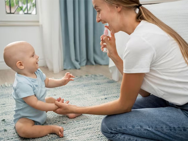 چگونه میتوانم خشکی پوست بچه را تسکین دهم؟