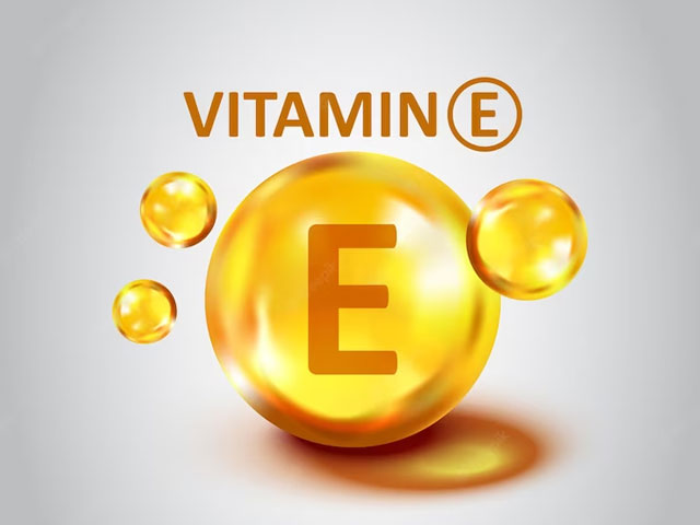 ویتامین E چیست؟